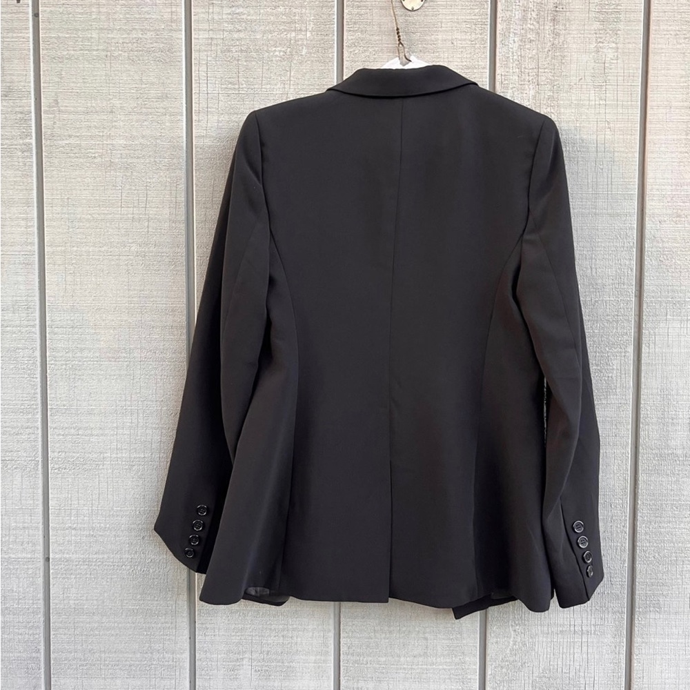 Blazer - Picture 3 of 3